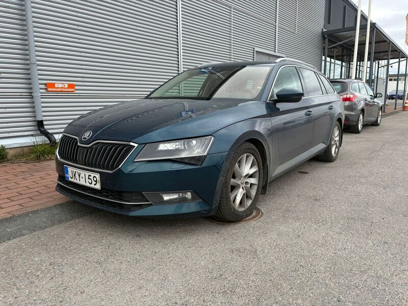 Skoda Superb vaihtoauto