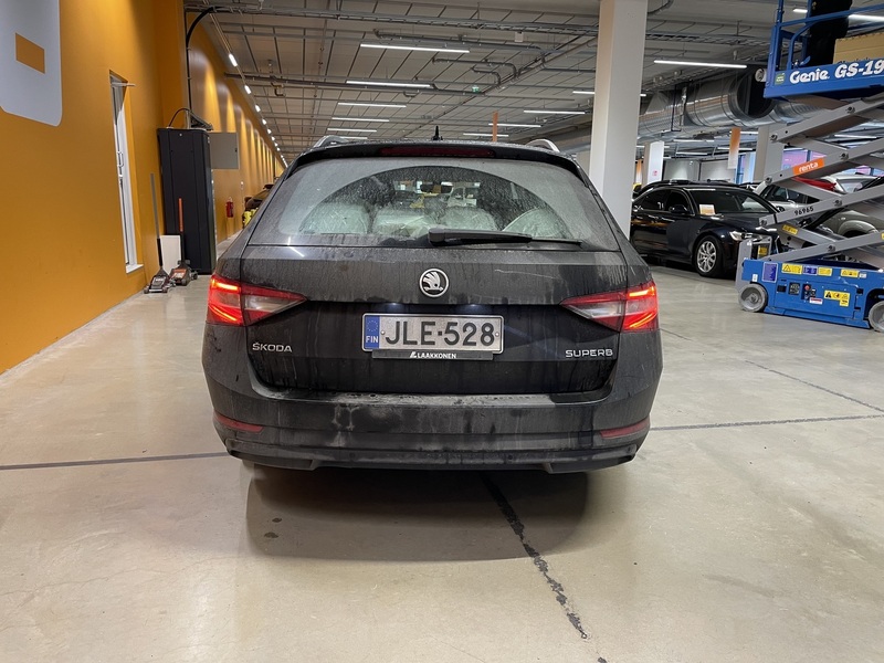 Skoda Superb vaihtoauto