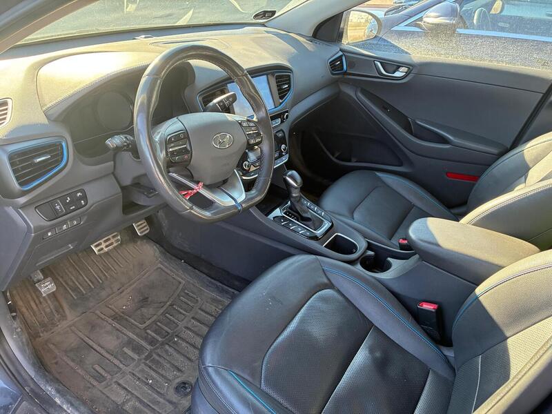 Hyundai IONIQ plug-in vaihtoauto