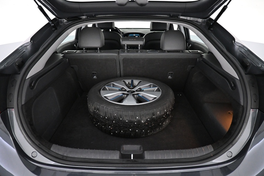 Hyundai IONIQ plug-in vaihtoauto