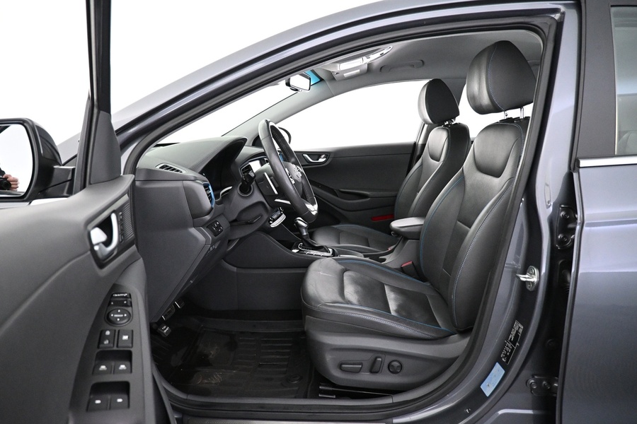 Hyundai IONIQ plug-in vaihtoauto