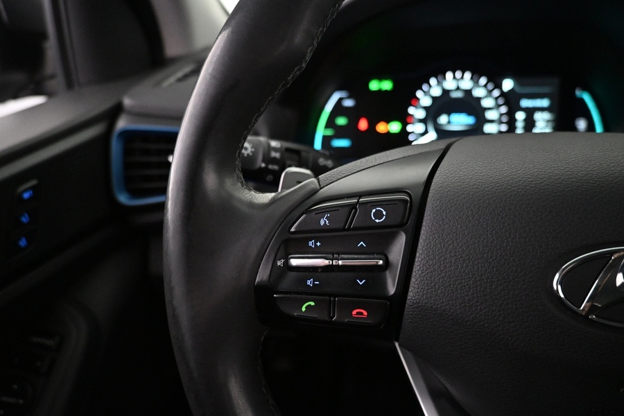 Hyundai IONIQ plug-in vaihtoauto