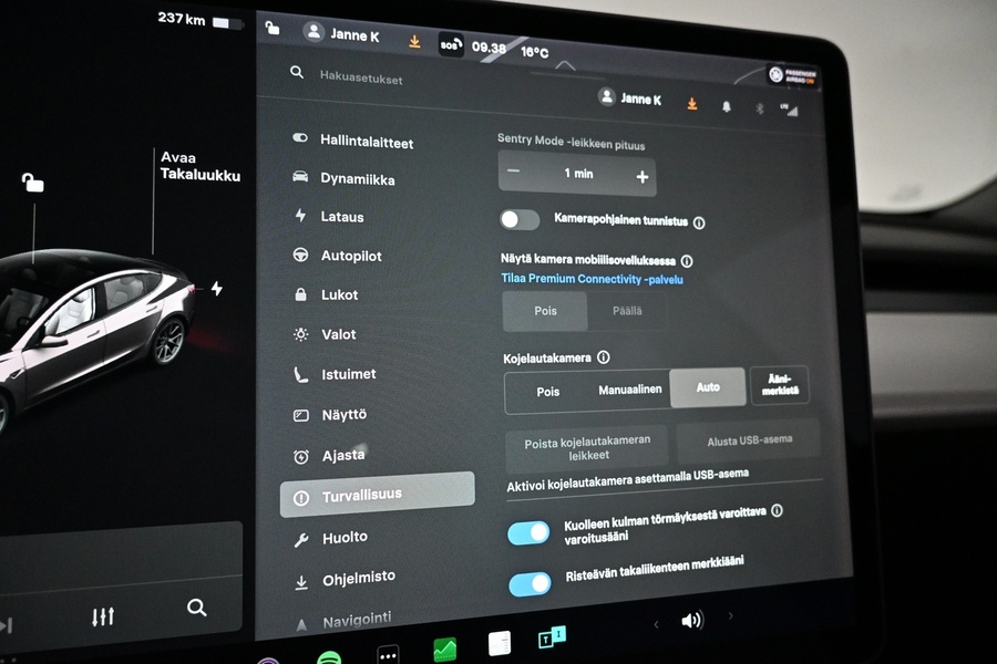 Tesla Model 3 vaihtoauto