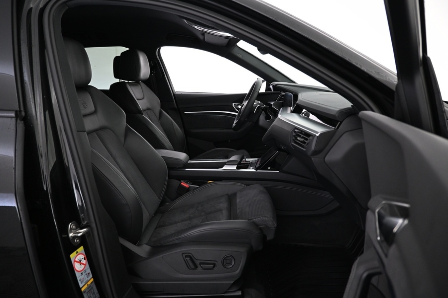 Audi Q8 e-tron vaihtoauto