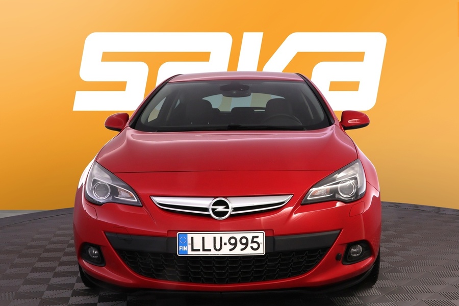 Opel Astra vaihtoauto