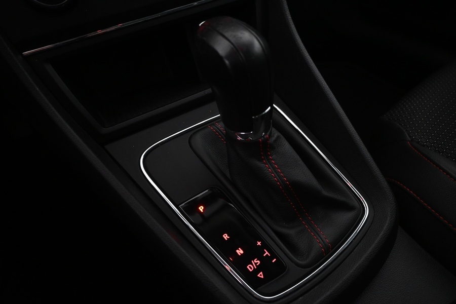 SEAT Leon ST vaihtoauto