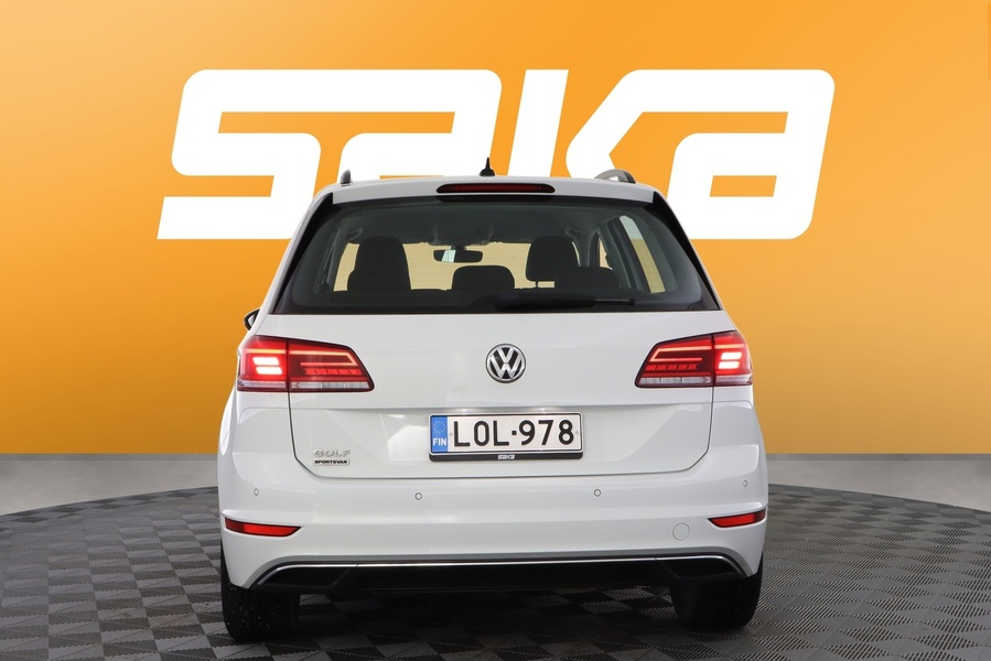 Volkswagen Golf Sportsvan vaihtoauto