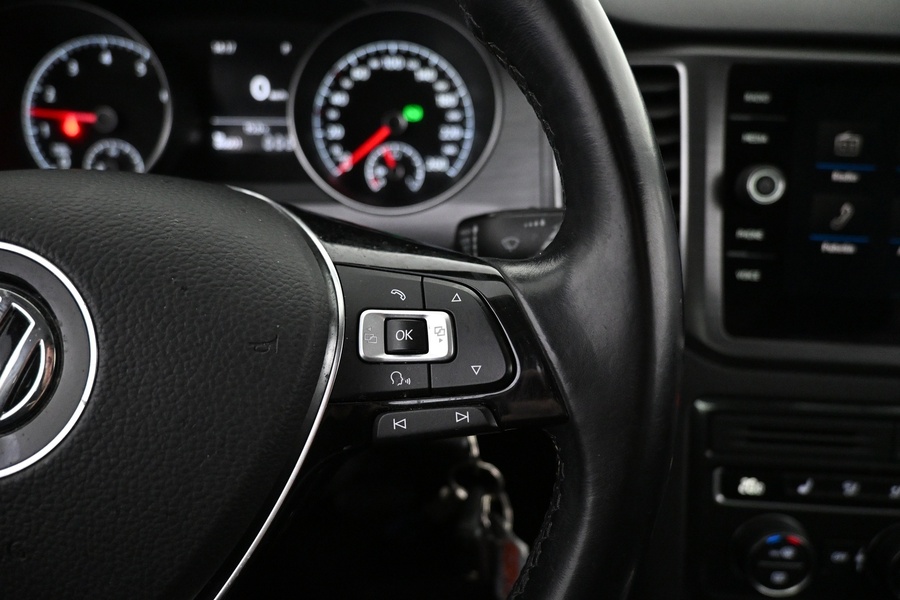 Volkswagen Golf Sportsvan vaihtoauto