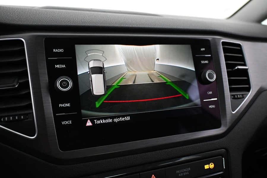 Volkswagen Golf Sportsvan vaihtoauto