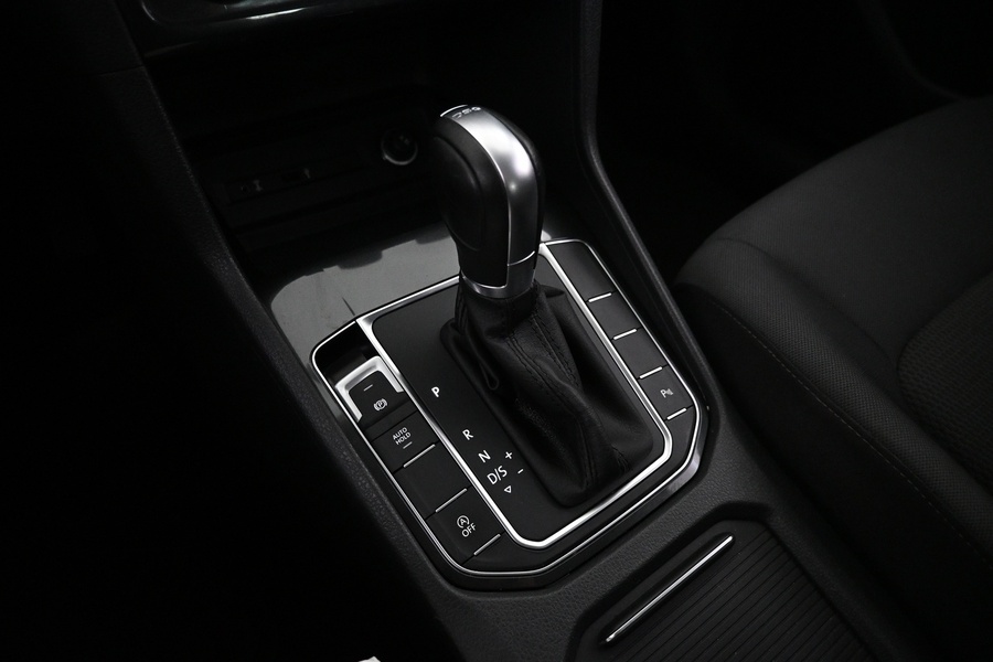 Volkswagen Golf Sportsvan vaihtoauto