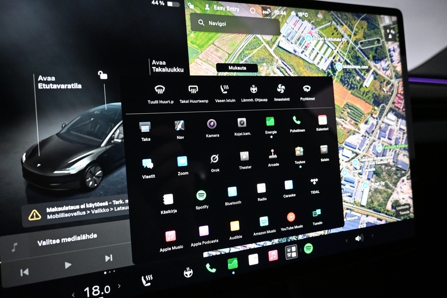 Tesla Model 3 vaihtoauto