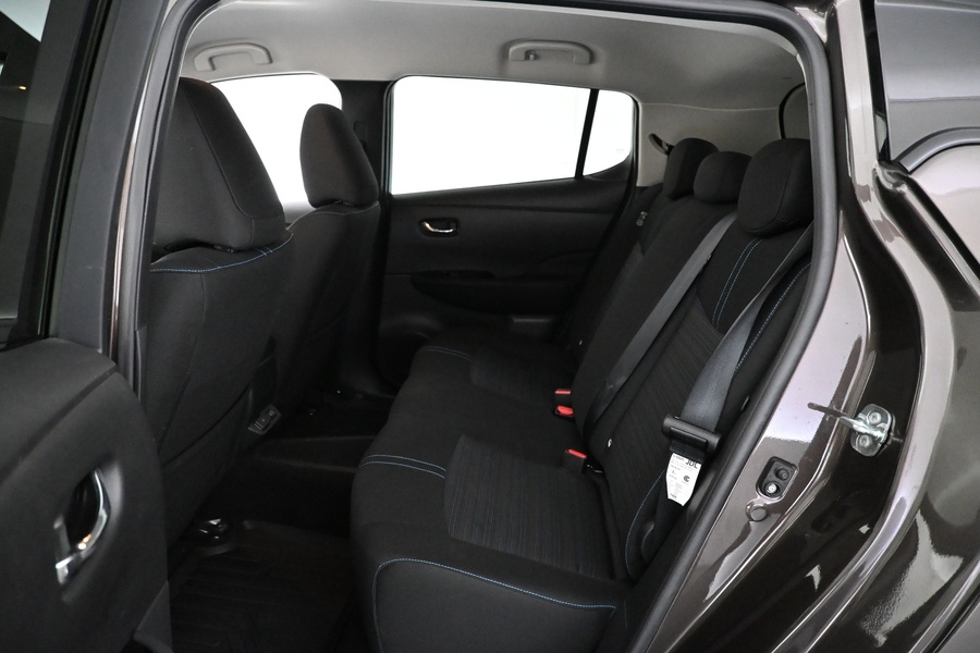 Nissan Leaf vaihtoauto