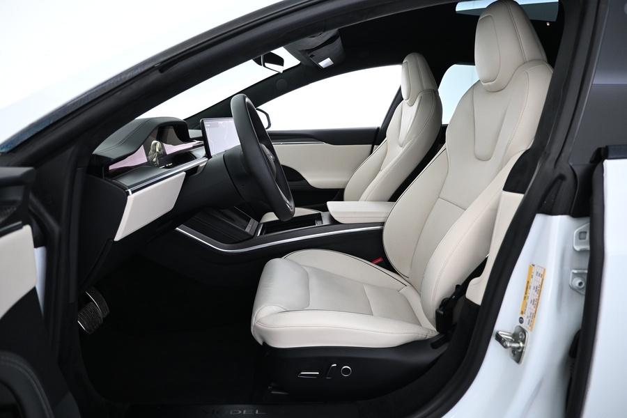 Tesla Model S vaihtoauto