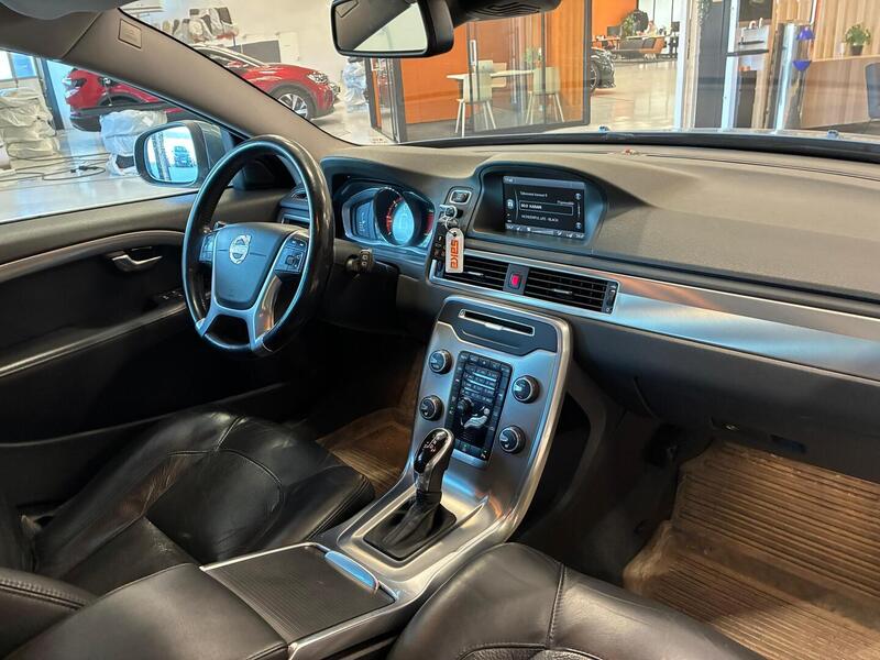 Volvo V70 vaihtoauto