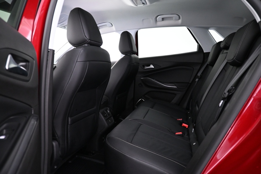 Opel Grandland X vaihtoauto