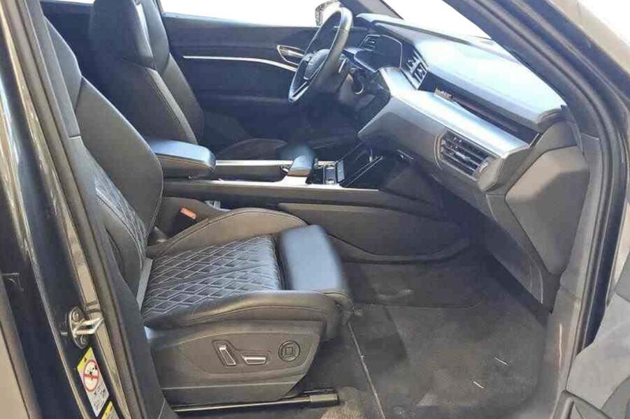 Audi e-tron vaihtoauto