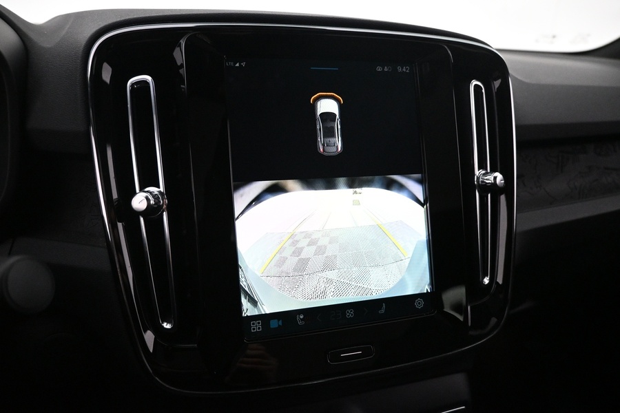 Volvo C40 vaihtoauto