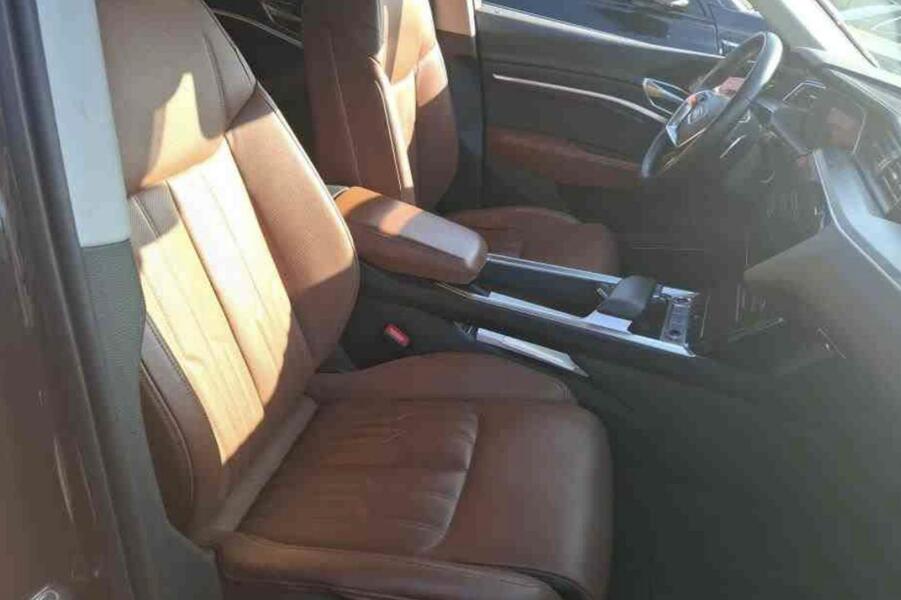 Audi e-tron vaihtoauto