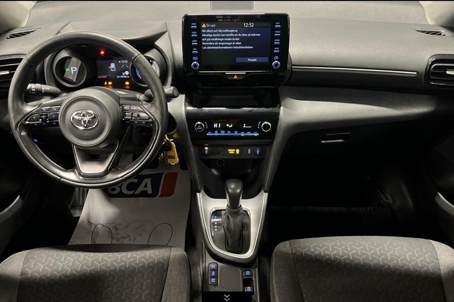 Toyota Yaris Cross vaihtoauto