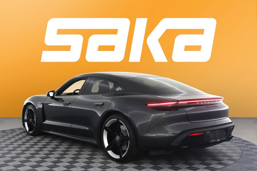 Porsche Taycan vaihtoauto