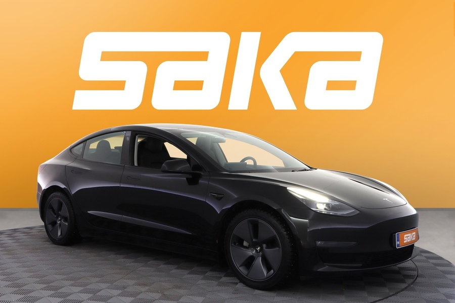 Tesla Model 3 vaihtoauto
