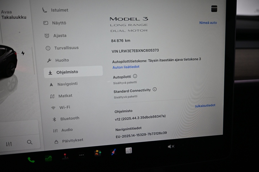 Tesla Model 3 vaihtoauto