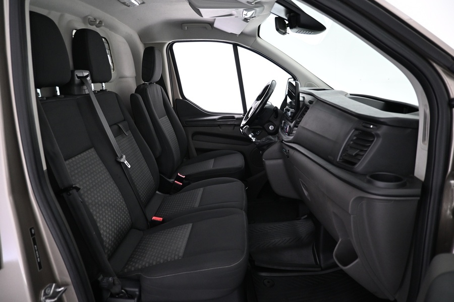 Ford Transit Custom vaihtoauto