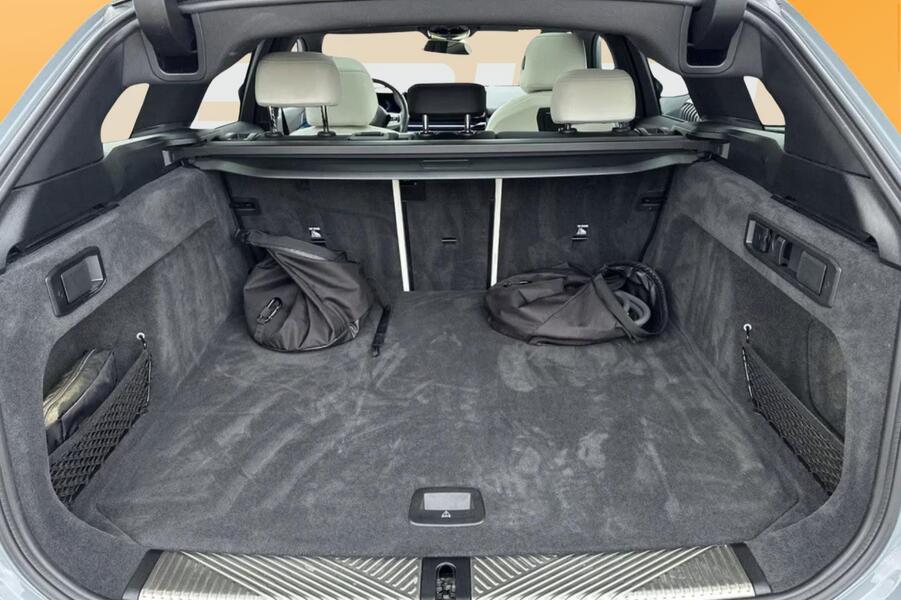 BMW i5 M60 vaihtoauto