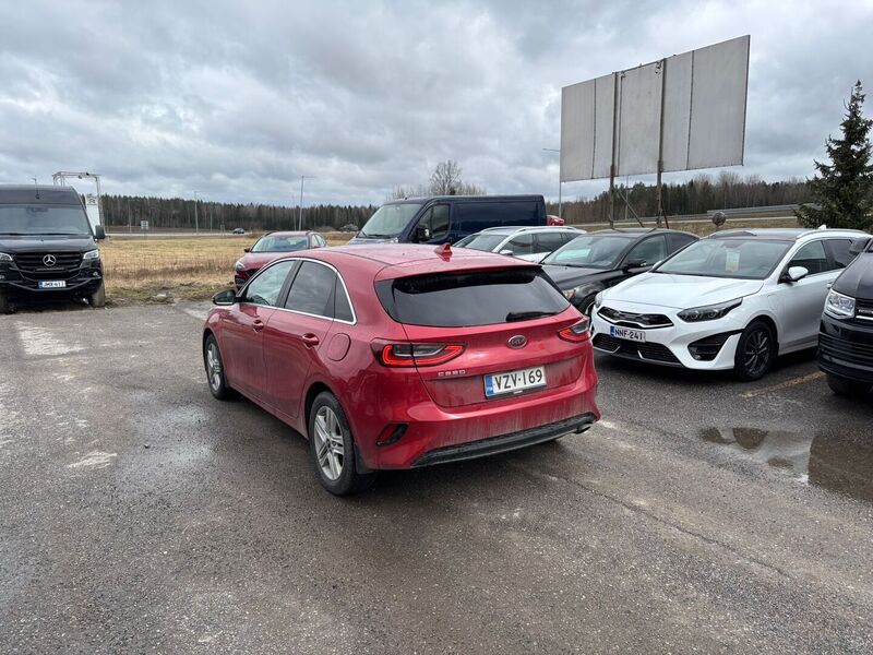 Kia Ceed vaihtoauto