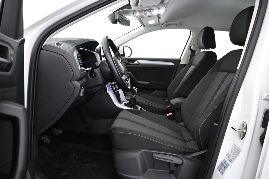 Volkswagen T-Roc vaihtoauto