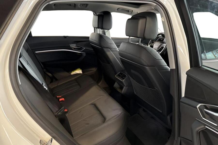 Audi e-tron vaihtoauto