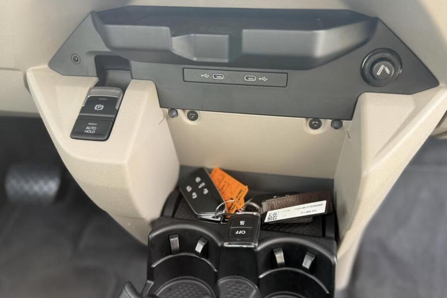 Volkswagen Multivan vaihtoauto