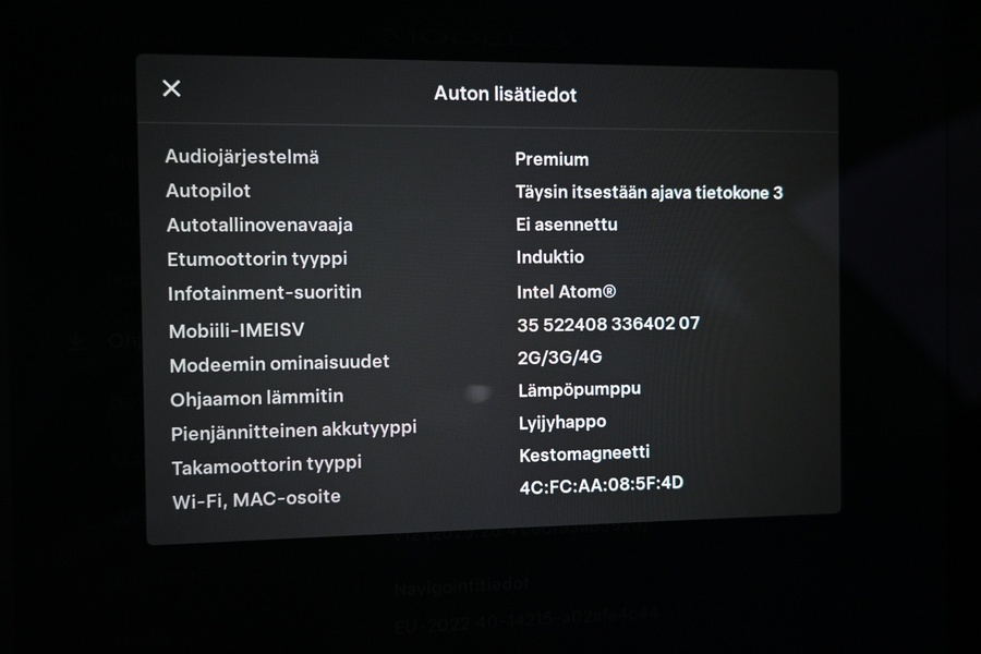 Tesla Model 3 vaihtoauto