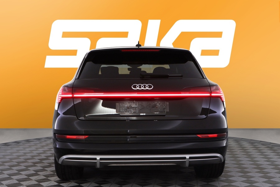 Audi e-tron vaihtoauto