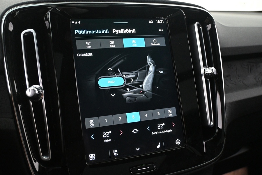 Volvo XC40 vaihtoauto