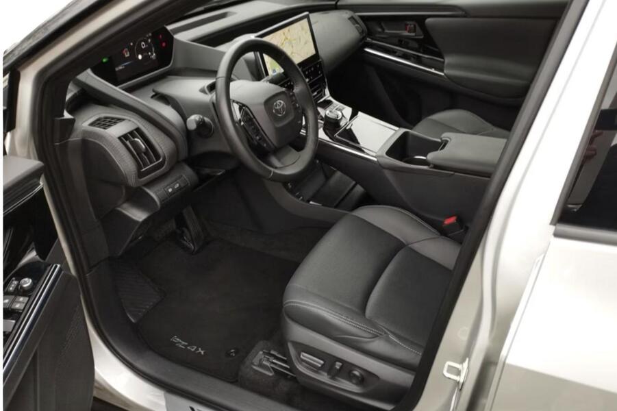 Toyota bZ4X vaihtoauto