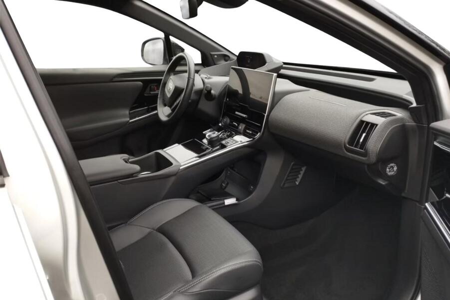 Toyota bZ4X vaihtoauto