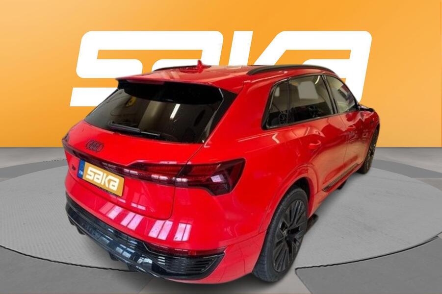 Audi Q8 e-tron vaihtoauto