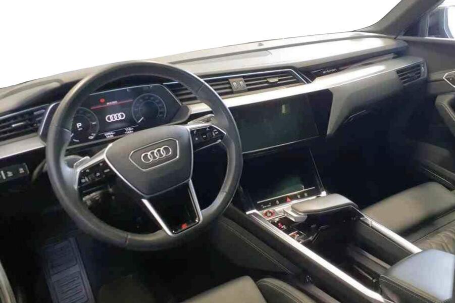 Audi e-tron vaihtoauto