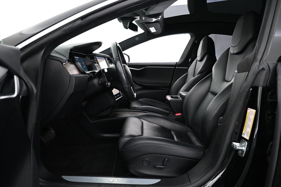 Tesla Model S vaihtoauto