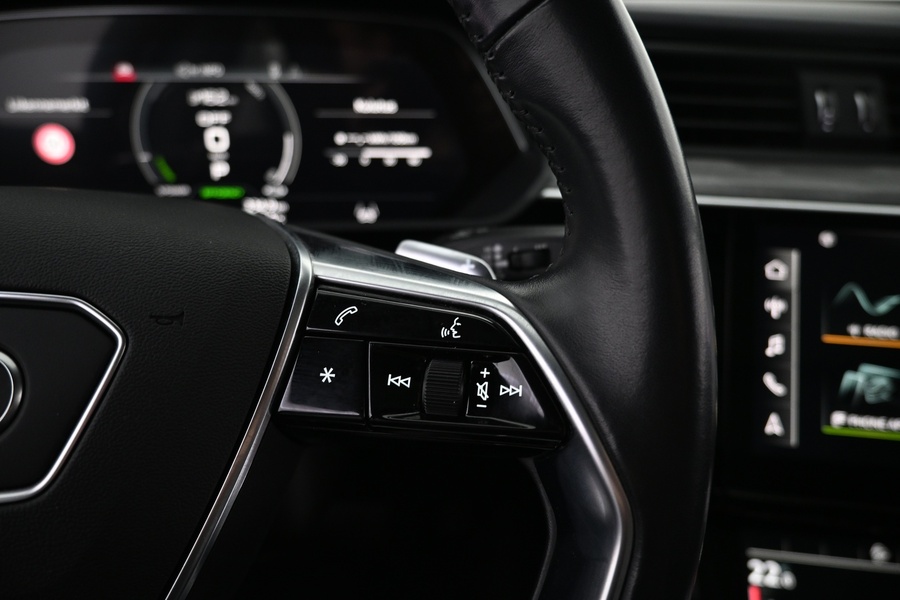 Audi e-tron vaihtoauto