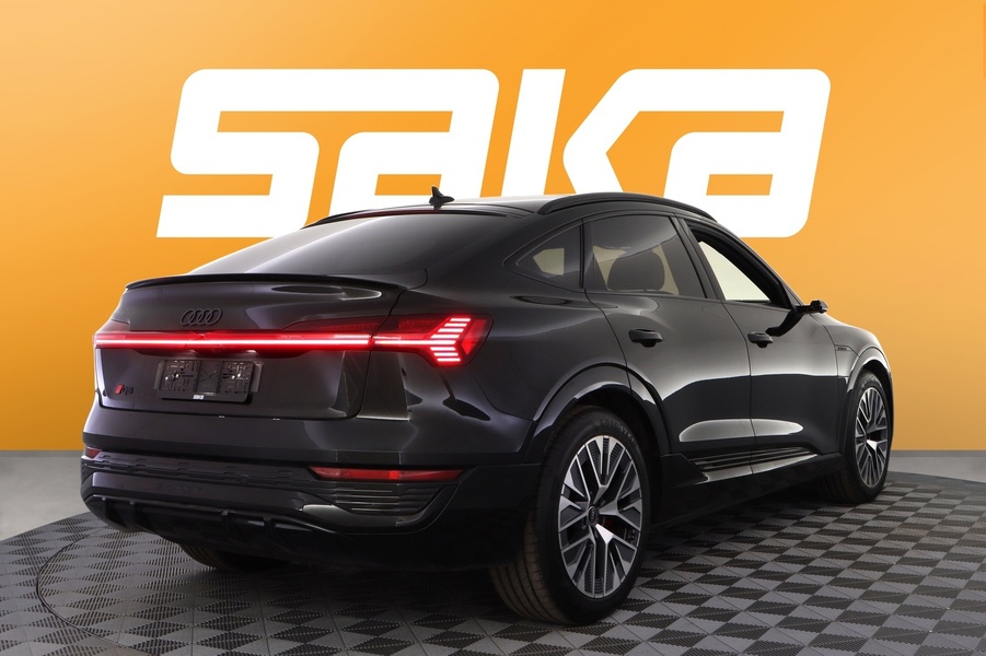 Audi Q8 e-tron vaihtoauto