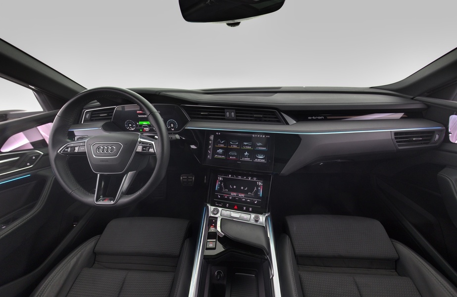 Audi Q8 e-tron vaihtoauto