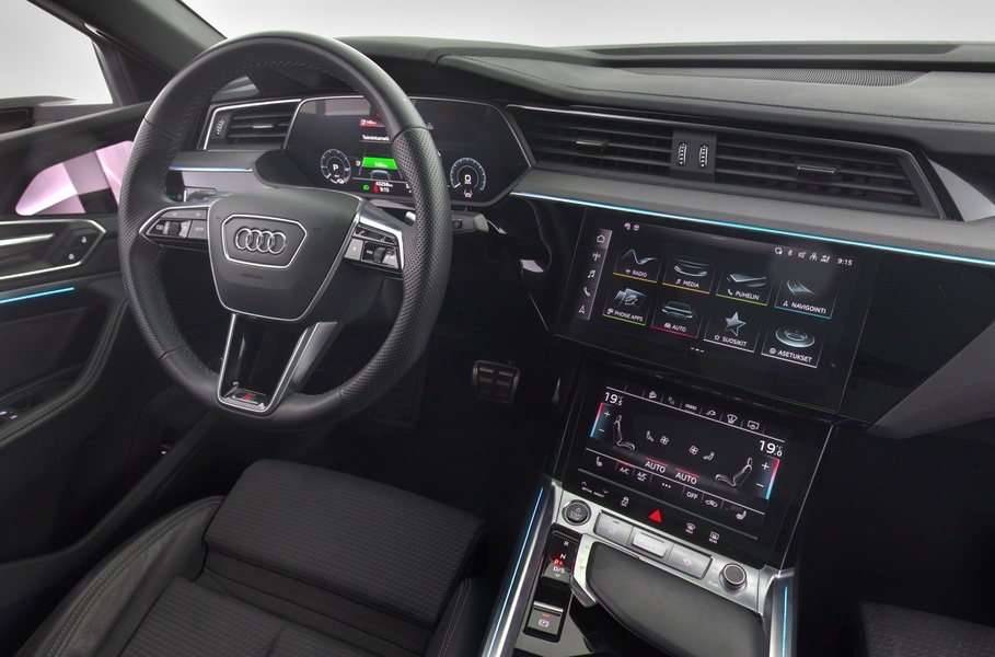 Audi Q8 e-tron vaihtoauto