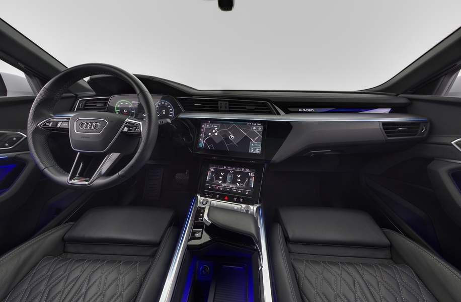 Audi e-tron vaihtoauto