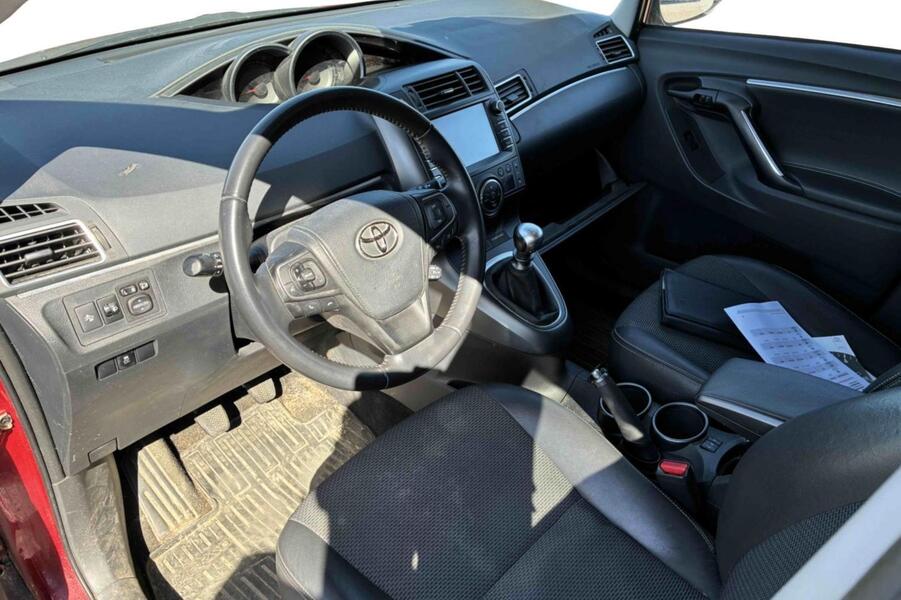 Toyota Verso vaihtoauto