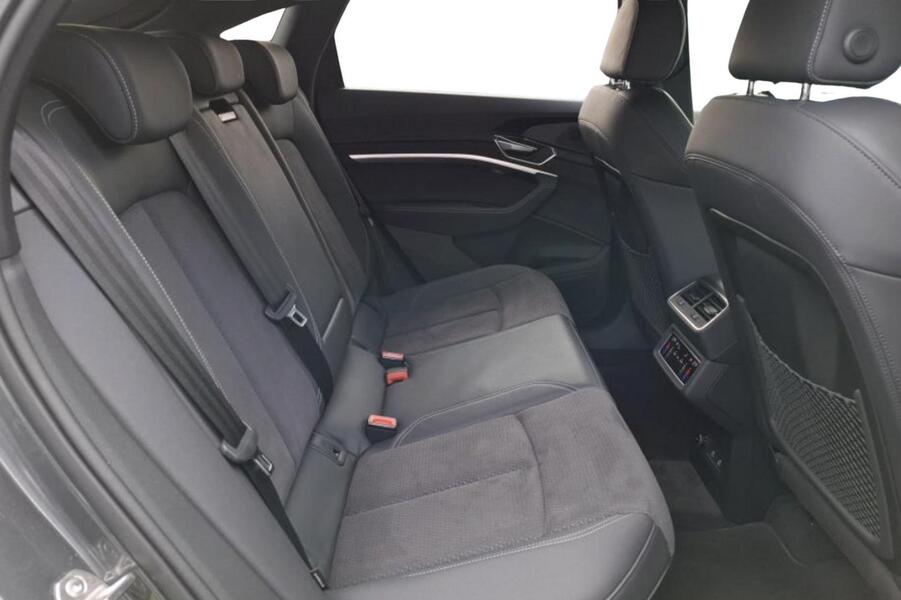 Audi Q8 e-tron vaihtoauto