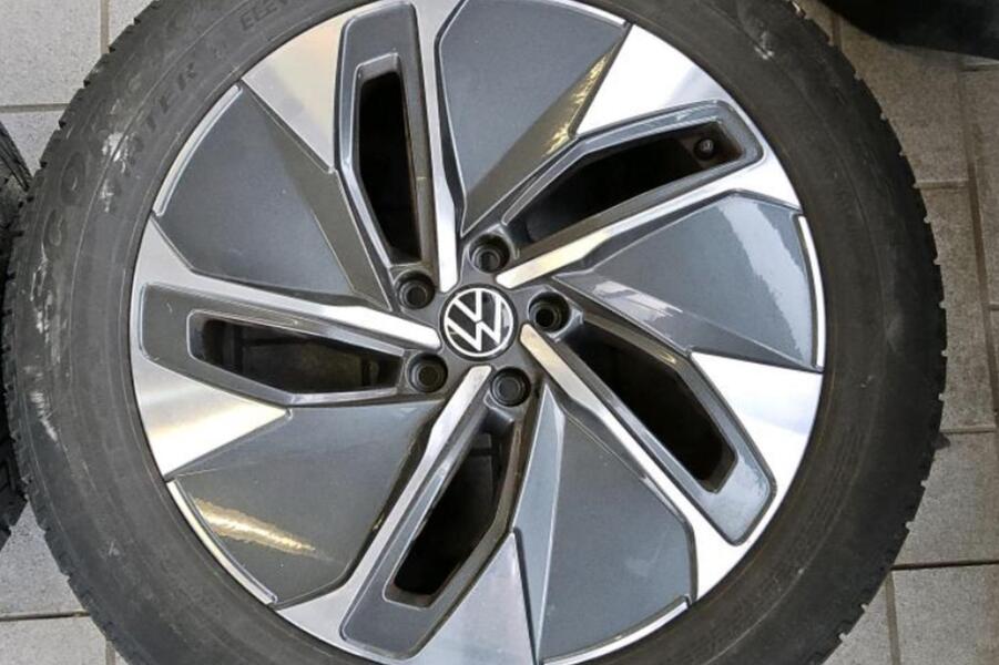 Volkswagen ID.4 vaihtoauto