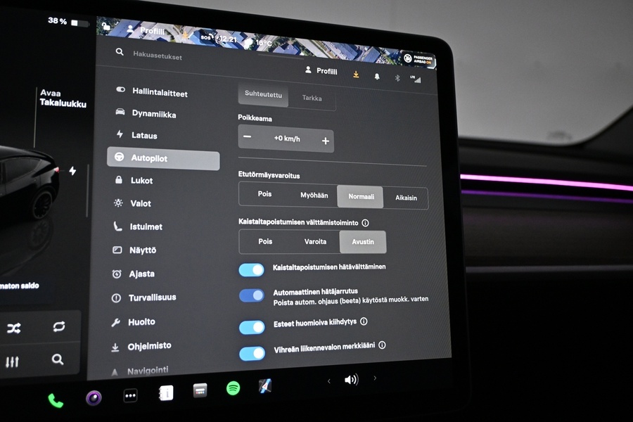 Tesla Model Y vaihtoauto
