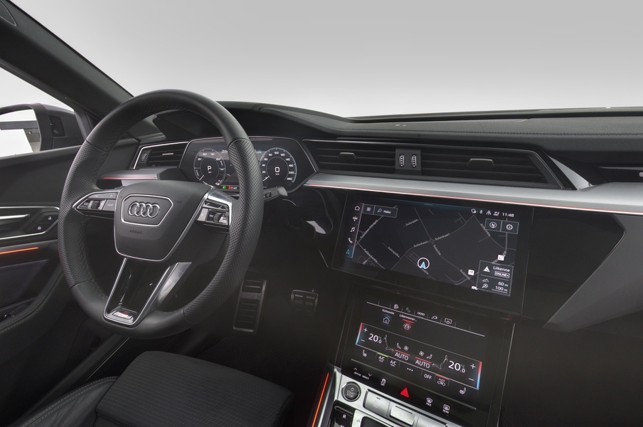 Audi Q8 e-tron vaihtoauto